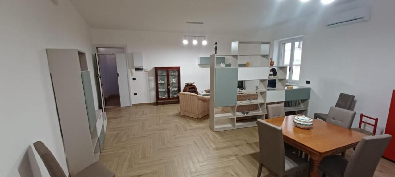 La Corte Dell'orologio Trepuzzi Esterno foto